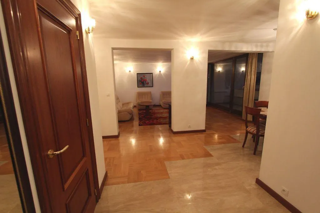 Apartment Nowiniarska Near The Old Town Poland