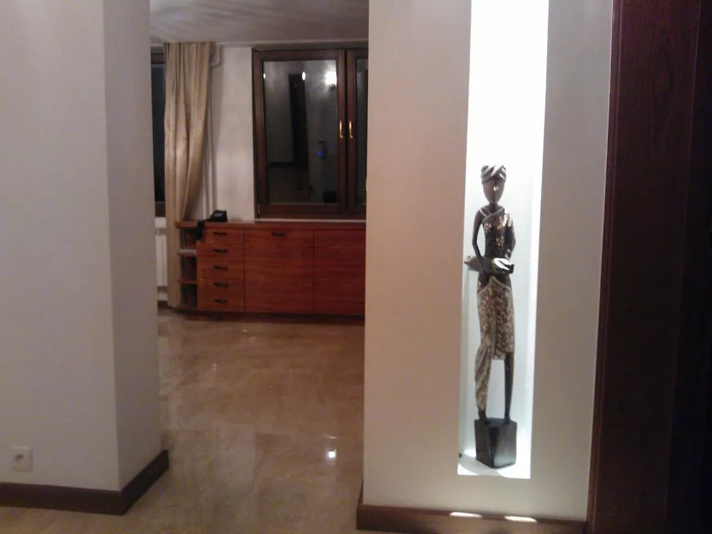 Apartment Nowiniarska Near The Old Town
